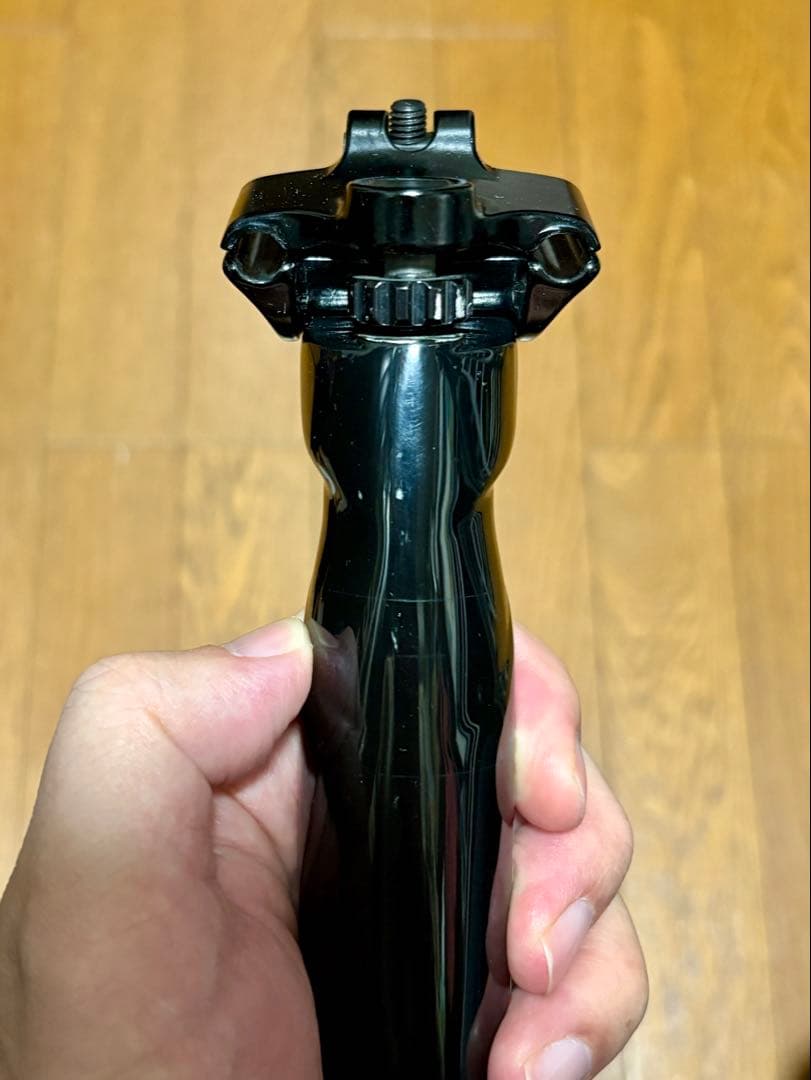 COLNAGO カーボンシートポスト 径31.6mm 310mm