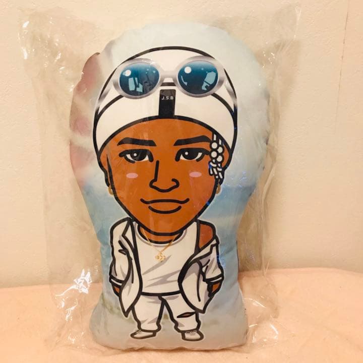 ELLY RAINBOW クッション