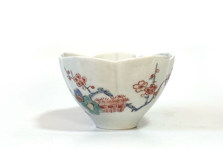 骨董　アンティーク　柿右衛門　色絵　梅文　輪花縁　小碗　盃　酒盃　小鉢　輪花皿