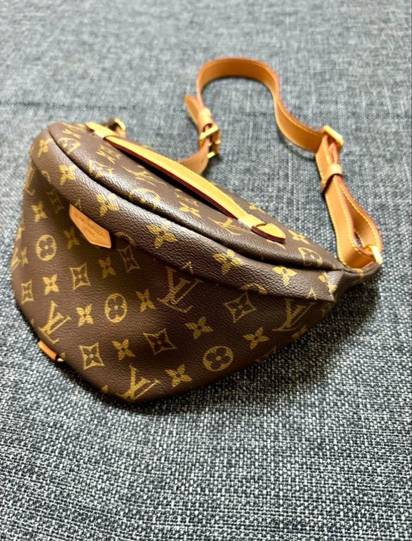 LOUIS VUITTON ルイ ヴィトン モノグラム バムバッグ