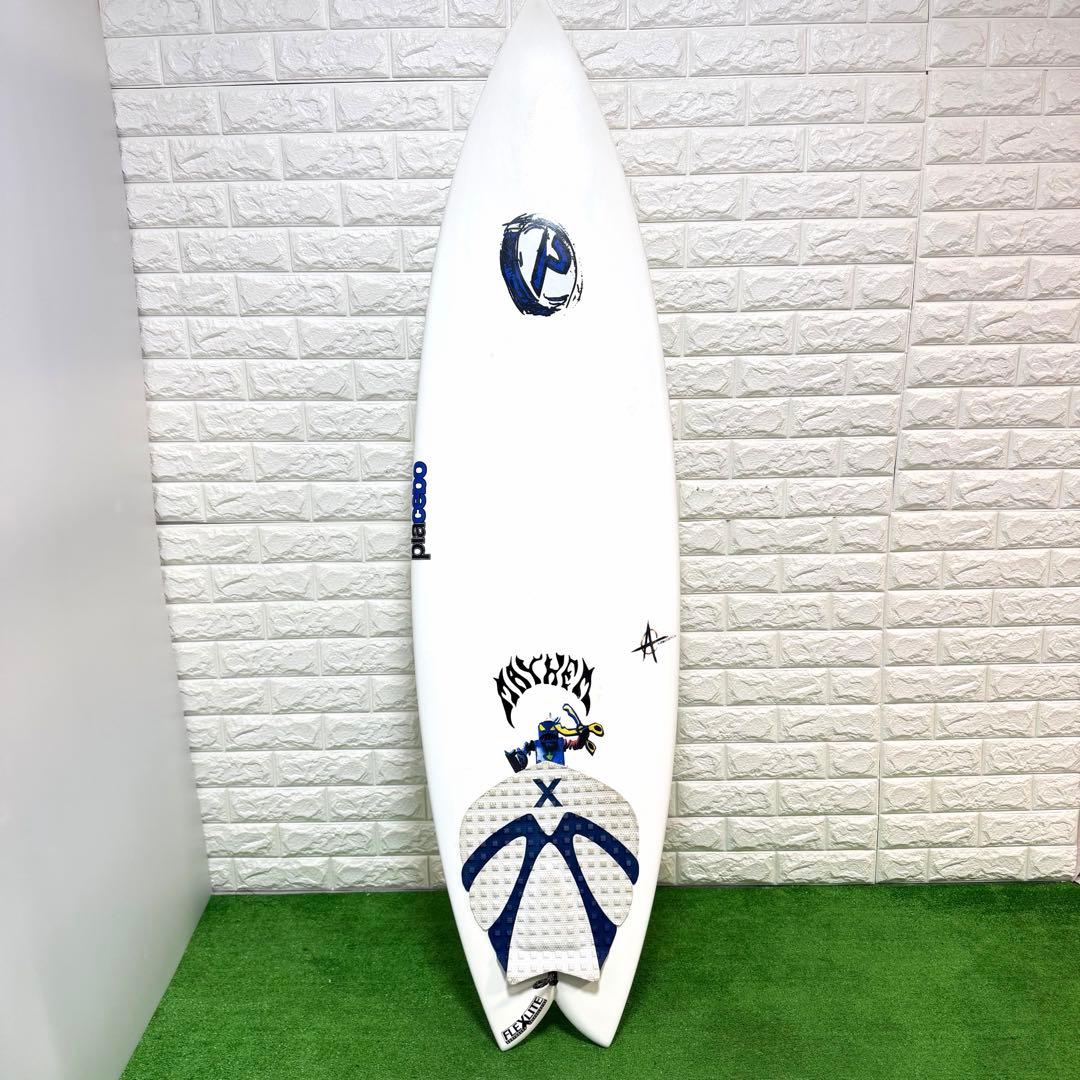 美品　placebo AARON CORMICAN 5’8ft サーフボード