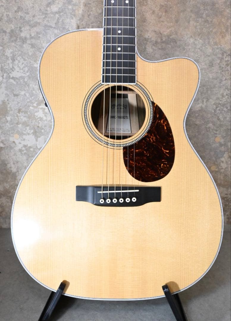 Martin OMC-16 OGTE 【ハードケース付 弦交換済（エリクサー）】