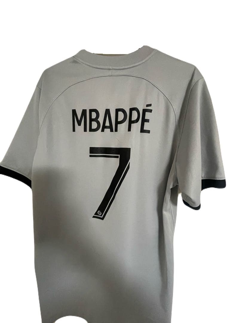 あ*元様 パリ ユニフォーム MBAPPÉ ムバッペ 激レアシャツ 大人気