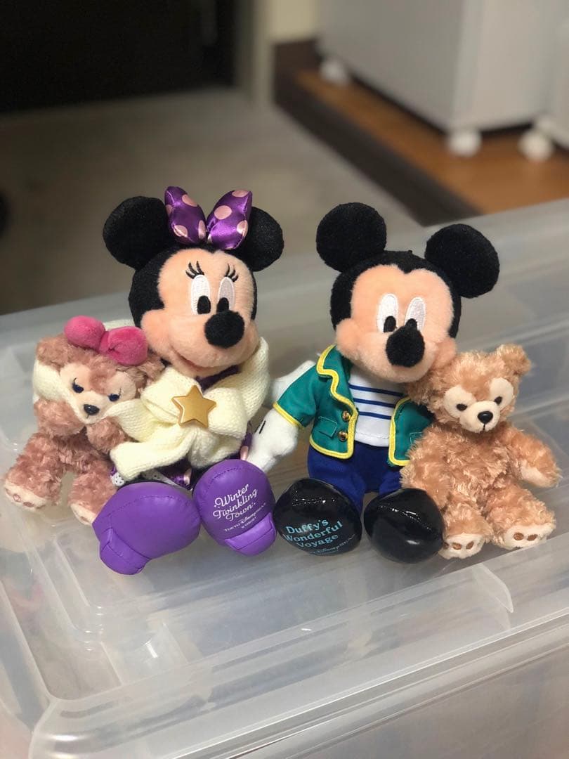 ミッキー&ダッフィー、ミニー&シェリーメイ ぬいぐるみバッジ