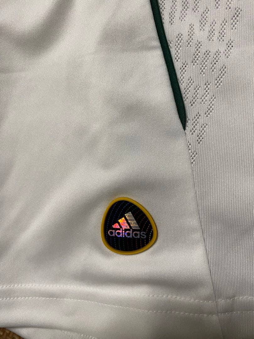 長谷部誠　直筆サイン入りヴォルフスブルクユニフォーム 直筆サインポストカード付き