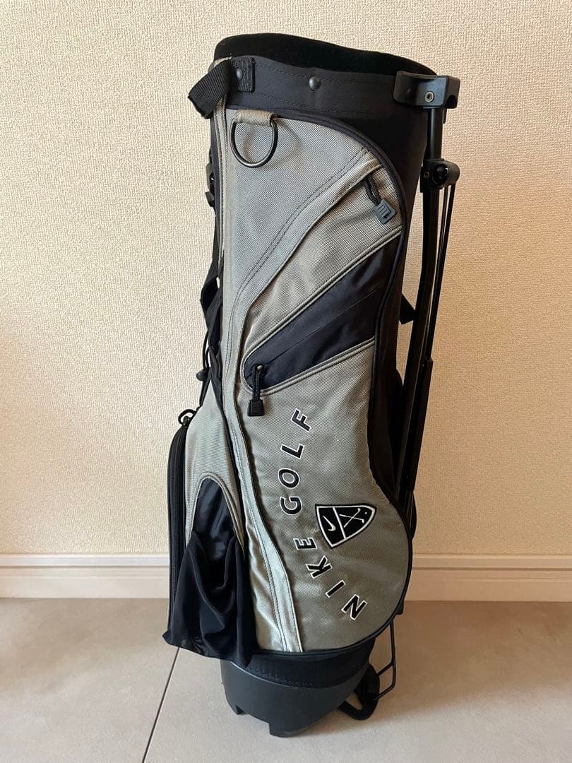 NIKE GOLF ナイキ スタンドキャディバッグ ブラック×グレー 軽量