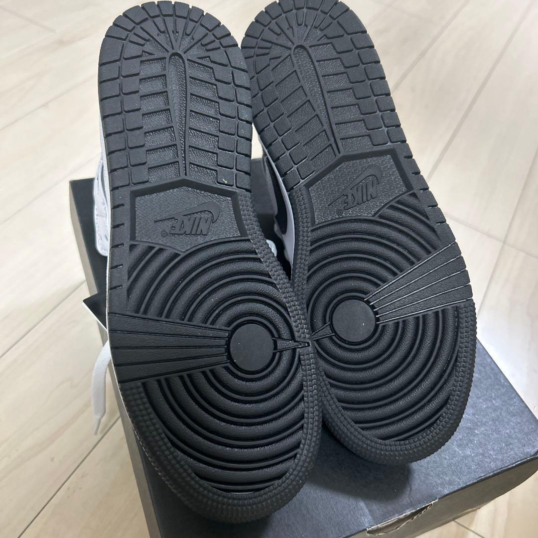 エアジョーダン1MID GS DQ8423-132