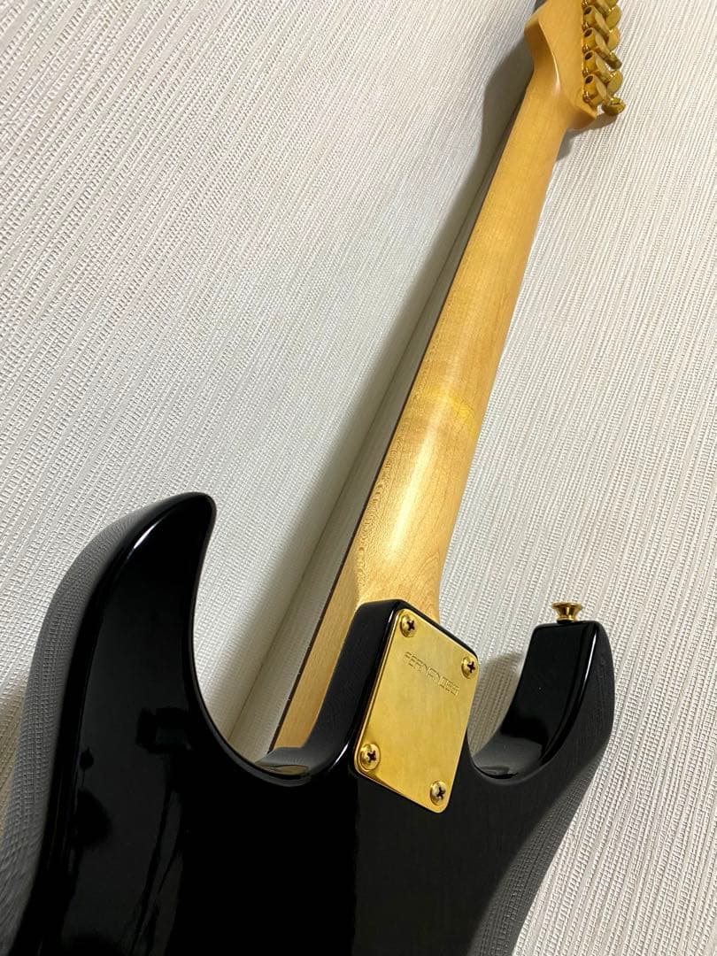 Fernandes フェルナンデス 黒xゴールドパーツ 美品 24フレット
