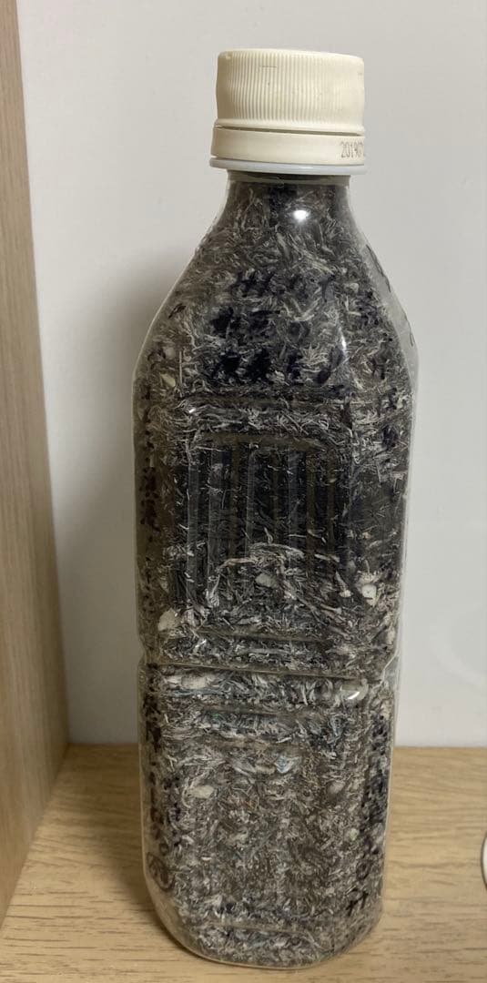 中学3年間の勉強で出た消しカス