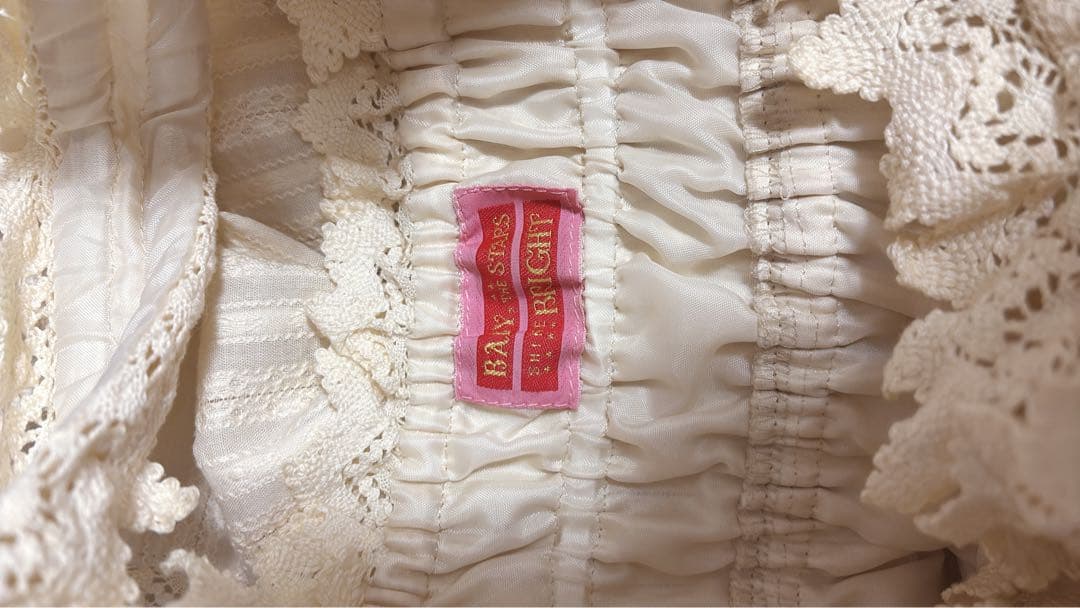 BABY からみ3段ティアードジャンパースカート　生成