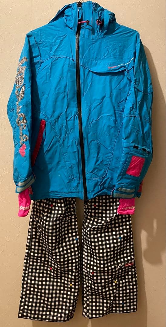 マウンテンロックスター　アウター AA HARDWEARズボンM セットアップ