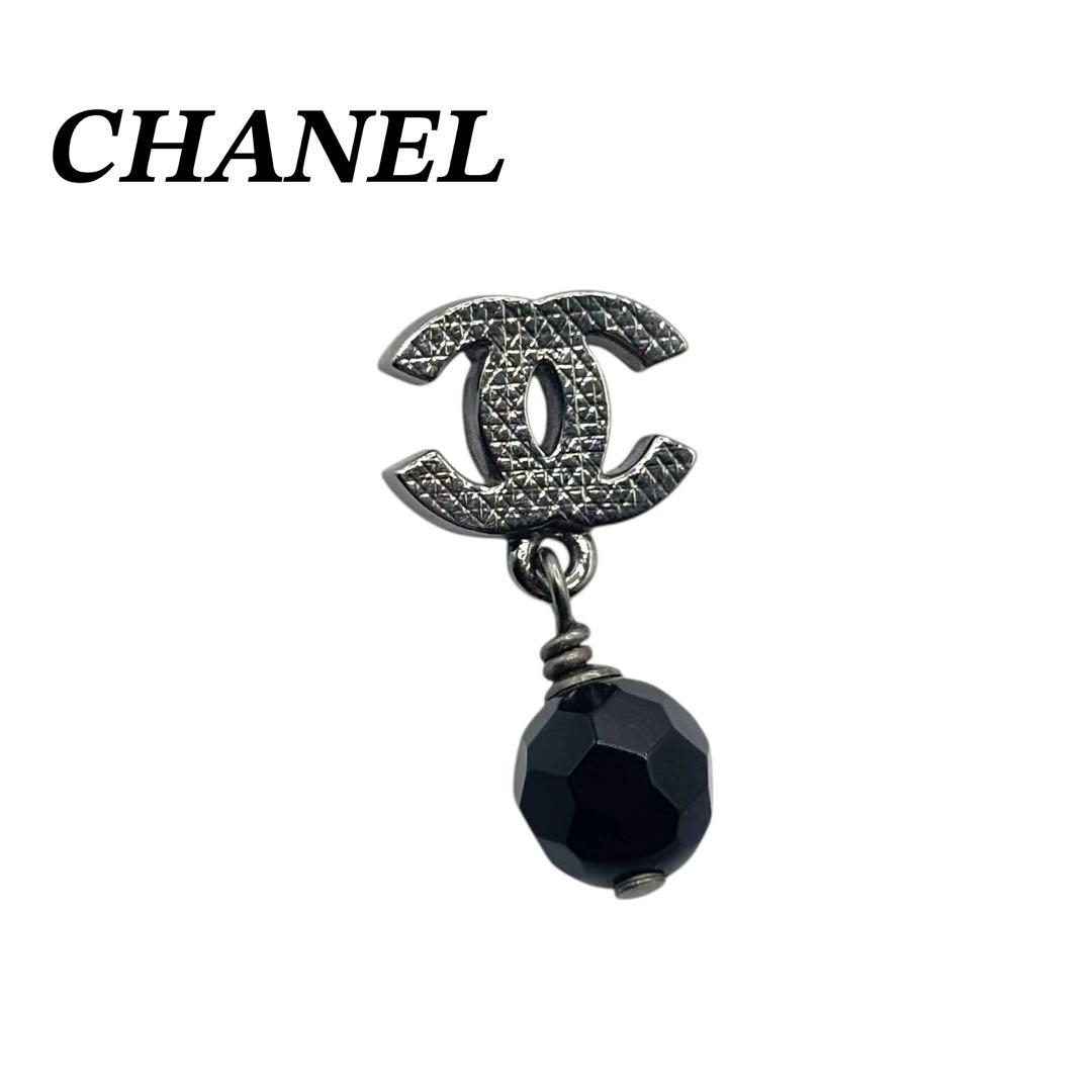 CHANEL シャネル　ピアス　ココマーク　シルバー　10V レディース