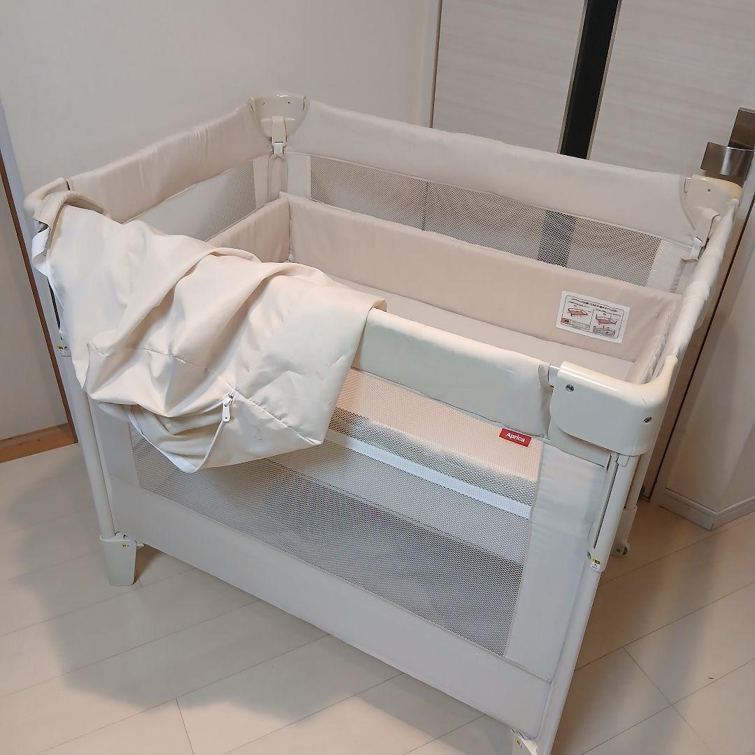 アップリカ　ココネルエアー　ベビーベッド　☆収納袋付き☆