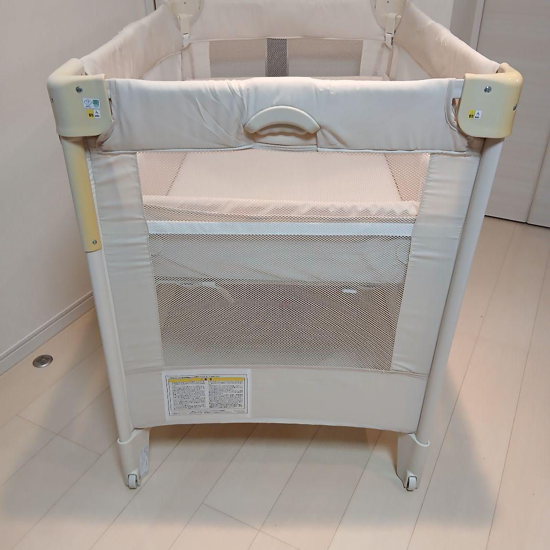 アップリカ　ココネルエアー　ベビーベッド　☆収納袋付き☆