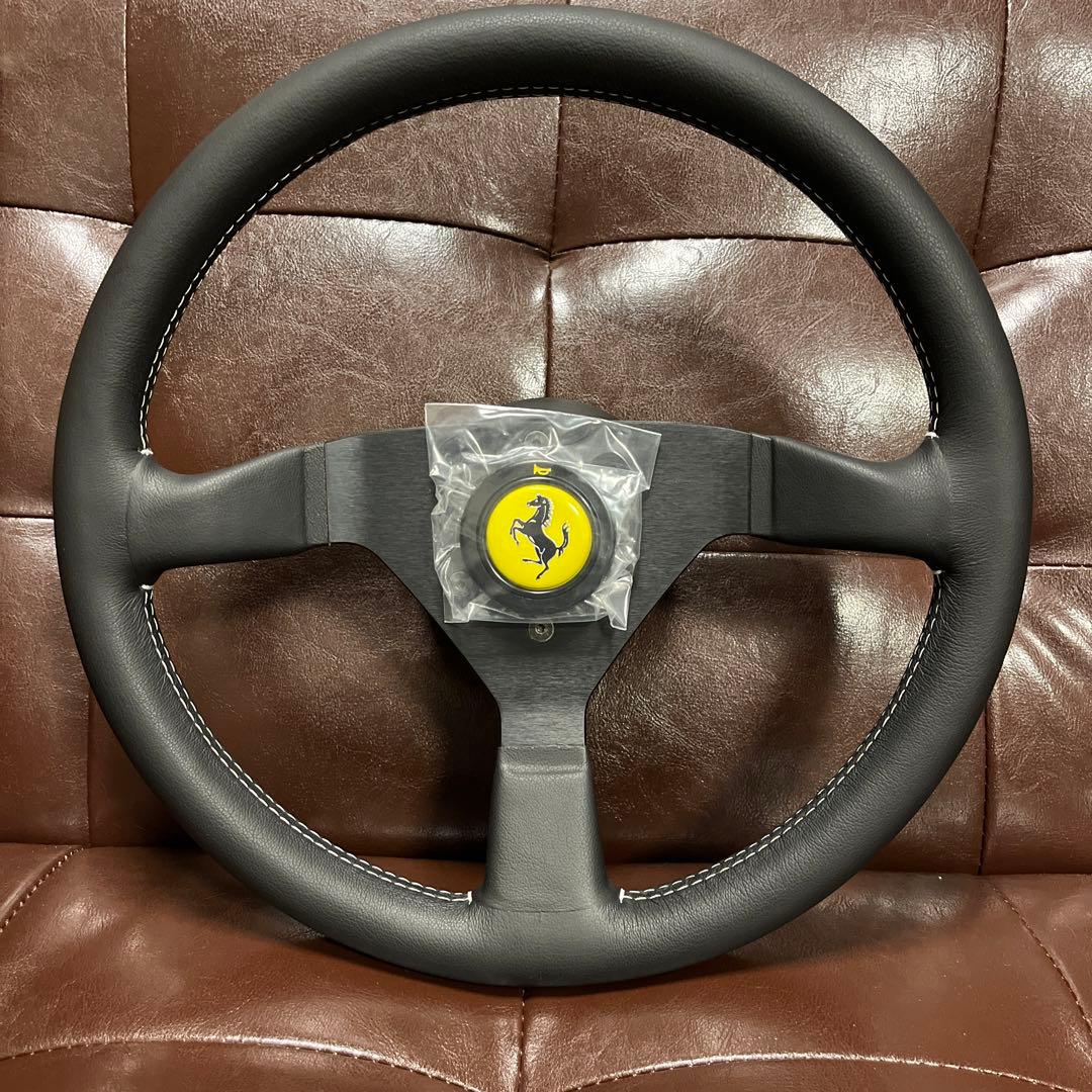 最終価格☆希少フェラーリ328 純正ステアリングホーンボタン付き　未使用