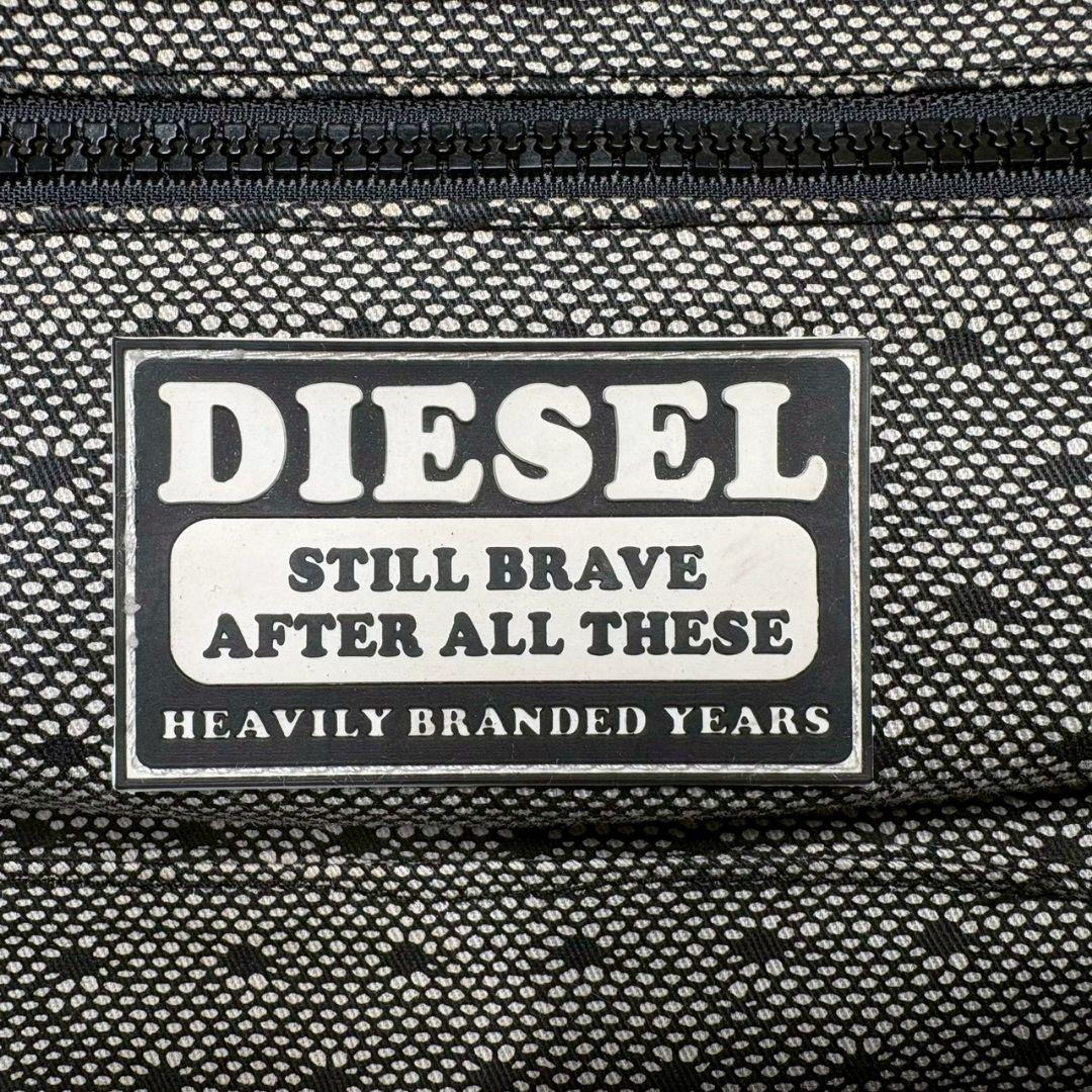 DIESEL ハンドバッグ archive メタルロゴ ブラック系