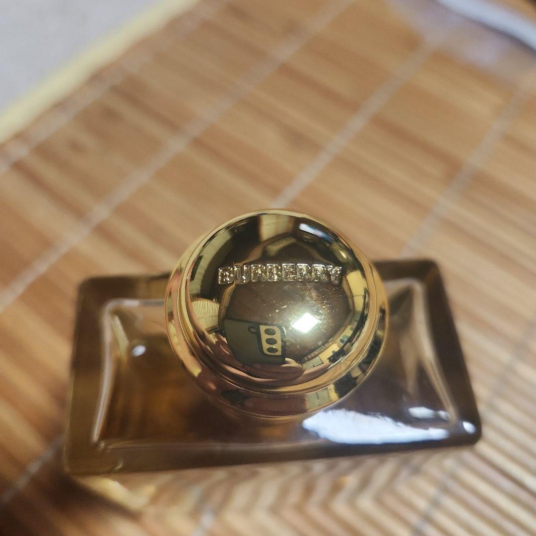Burberry Goddess 女性用香水