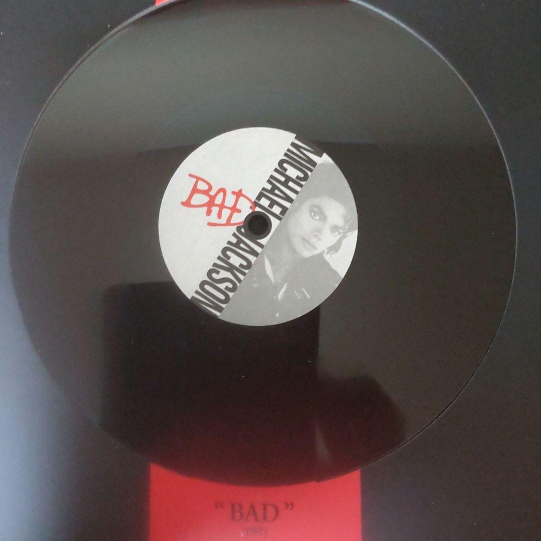 ホットイズ　マイケルジャクソン　バット版6分の1スケールフィギュア