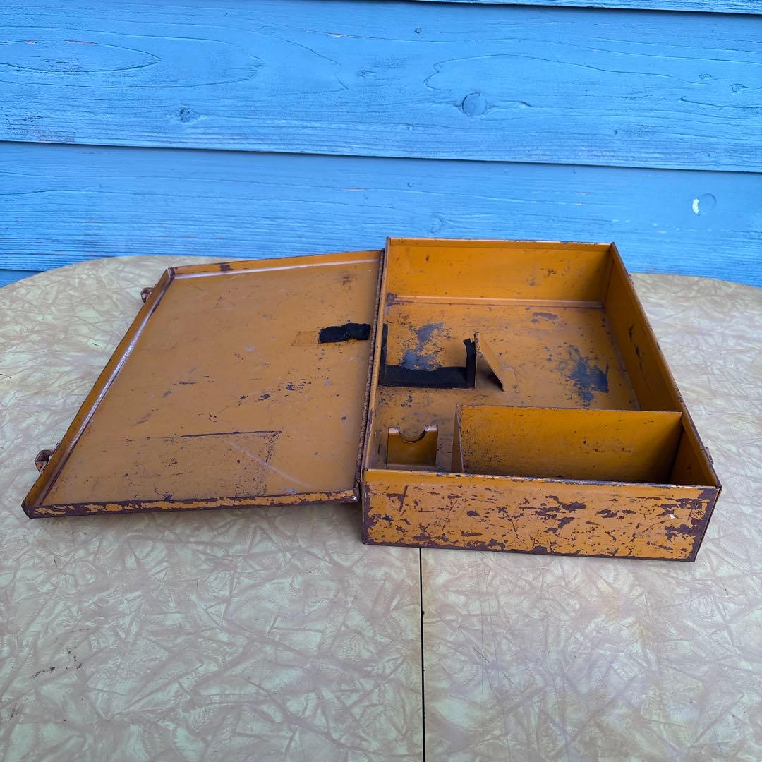 USA VINTAGE メタルキャビネット 工具箱 パーツケース