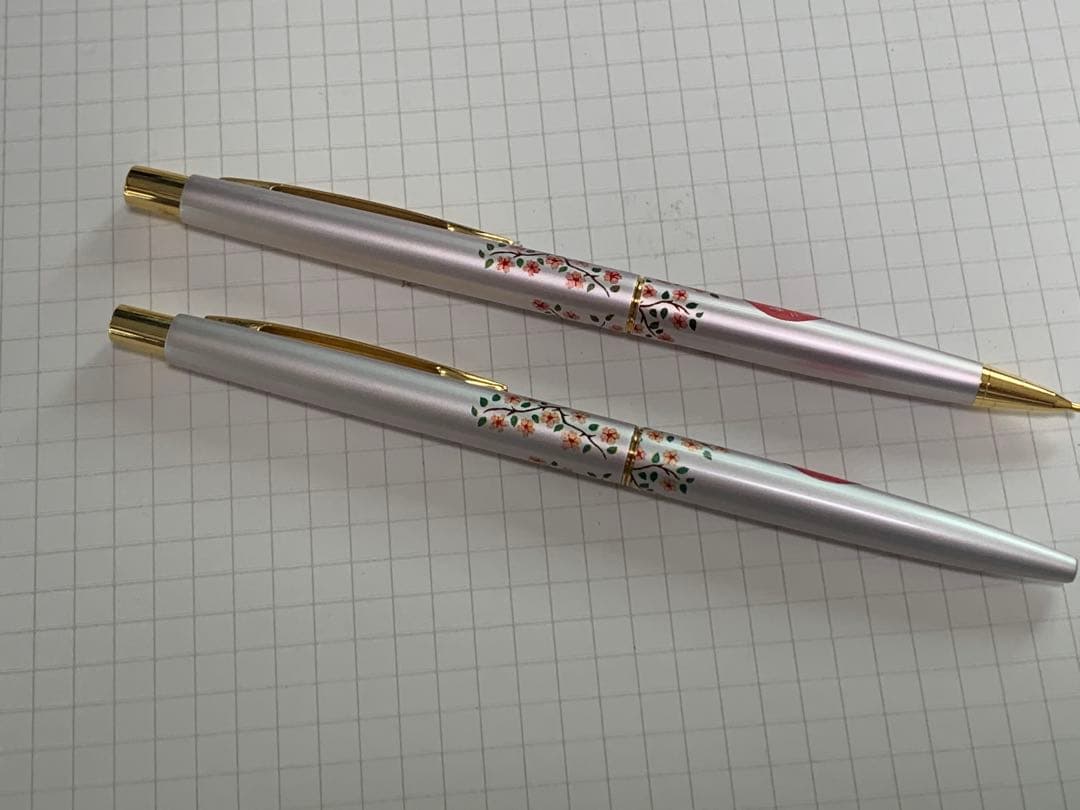 パイロット　花柄　万年筆14K585、ボールペンとシャーペン3本セット