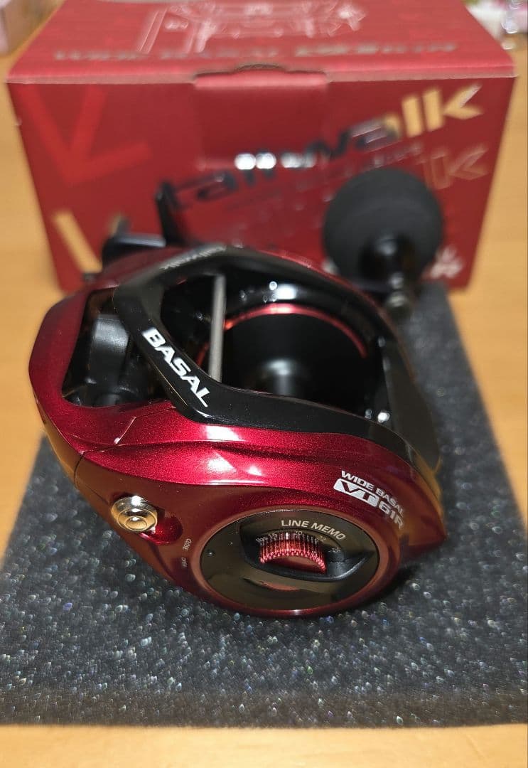 tailwalk WIDE BASAL VT 61R ベイトリール　新品　右巻き