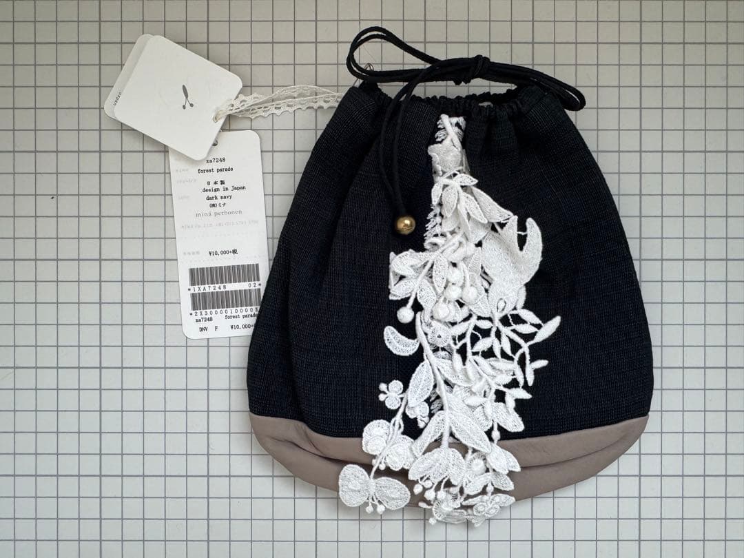 mina perhonen とらやコラボ巾着