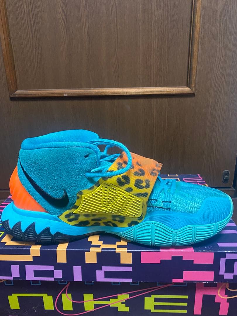 【美品】 NIKE KYRIE 6（カイリー6）水色カラー