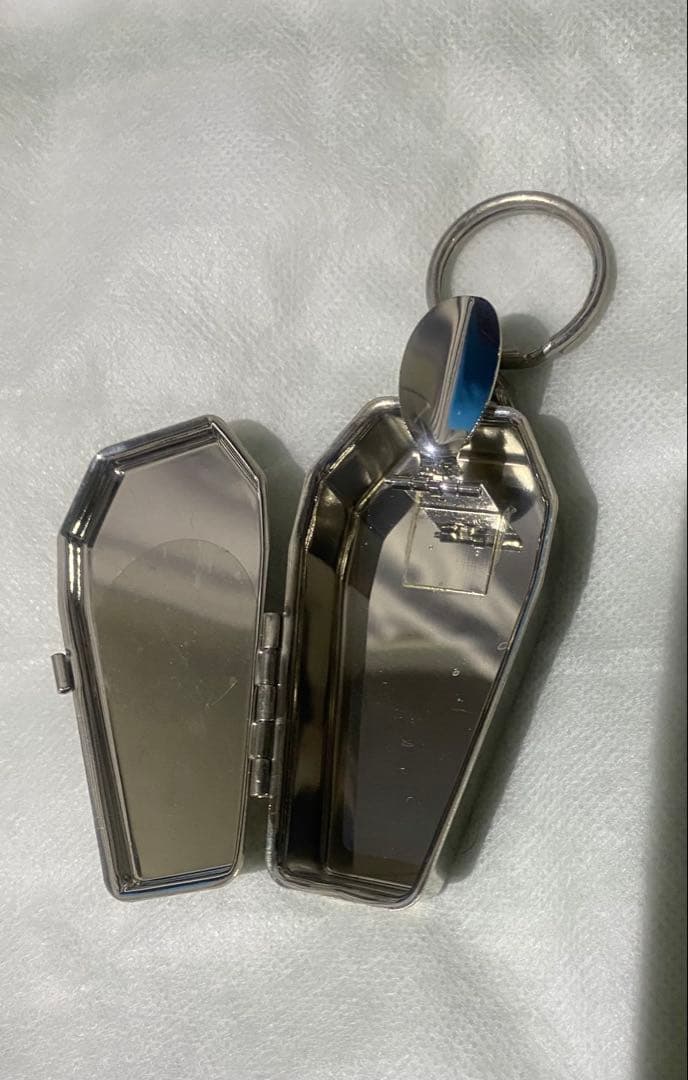 supreme 17AW coffin keychain 携帯灰皿