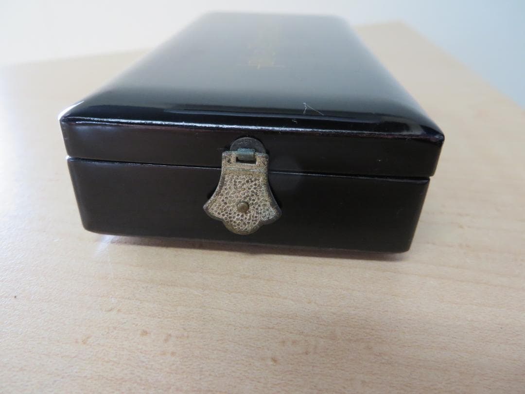 勲章　勲五等 双光旭日章　共箱 　略章付き