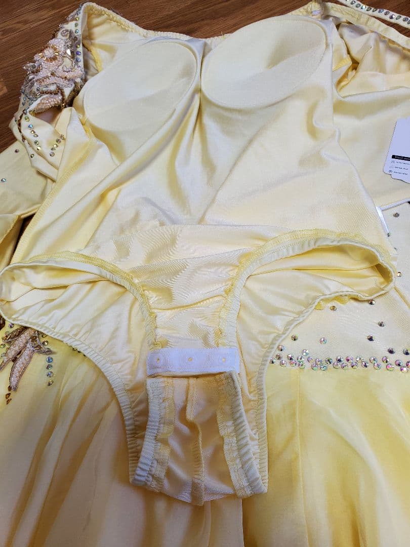 社交ダンス　ドレス