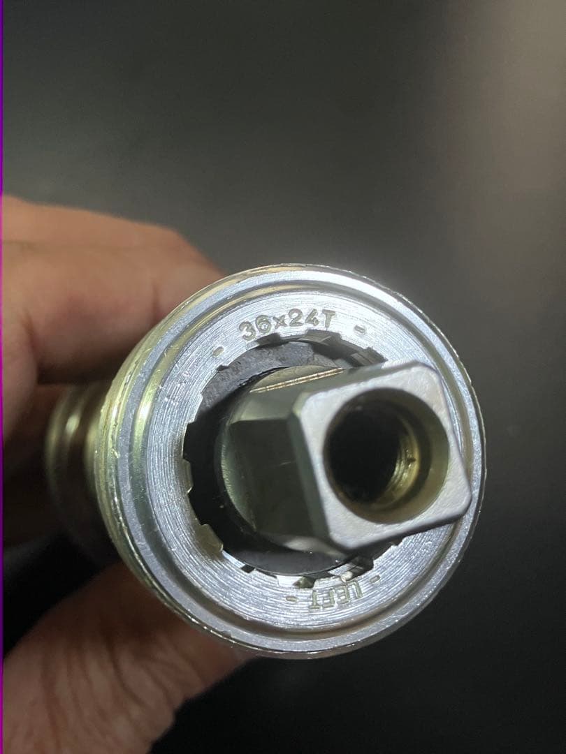 Campagnolo Record ボトムブラケット 111mm A57