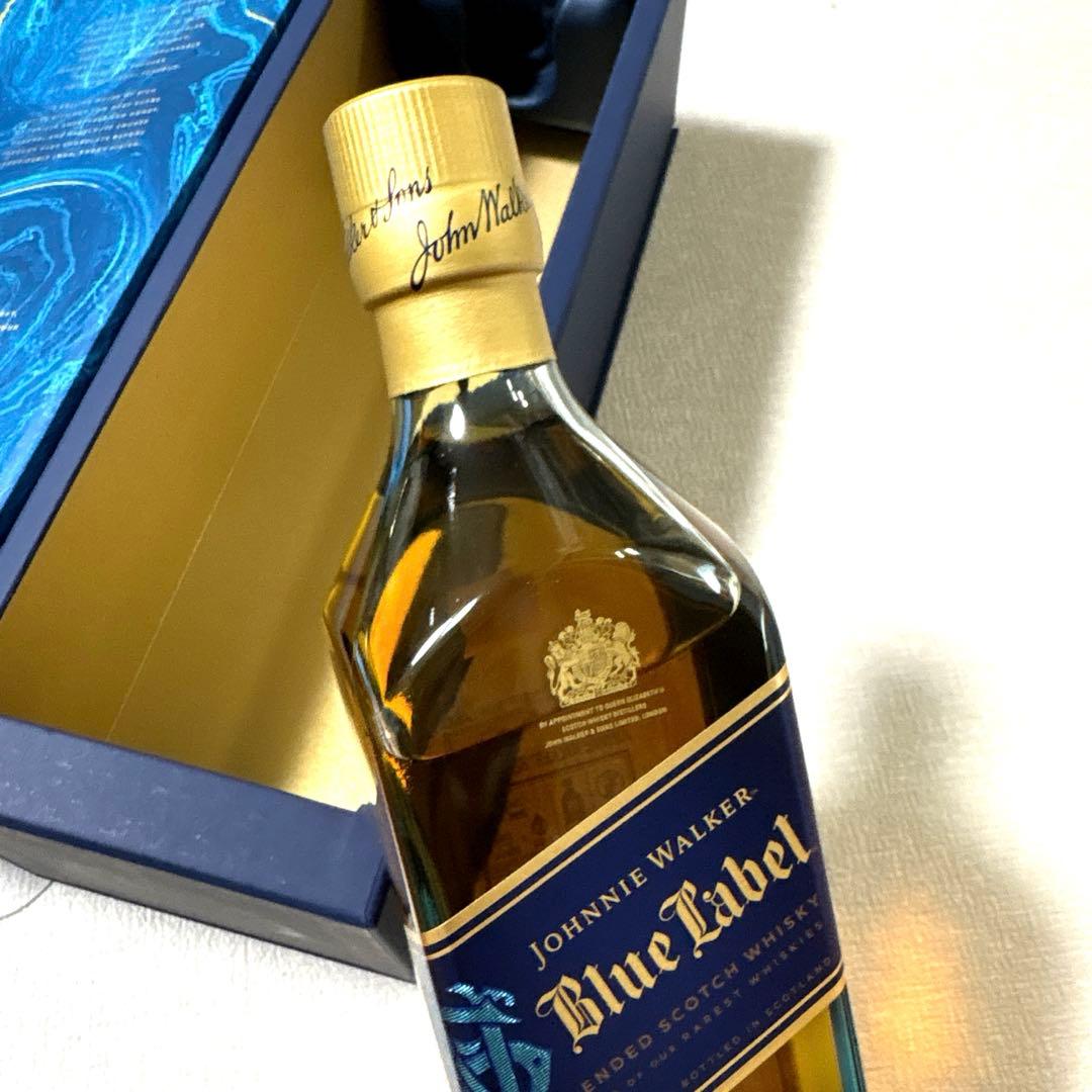 【新品未開封】ジョニーウォーカー ブルーラベル 750ml 40% 箱付き
