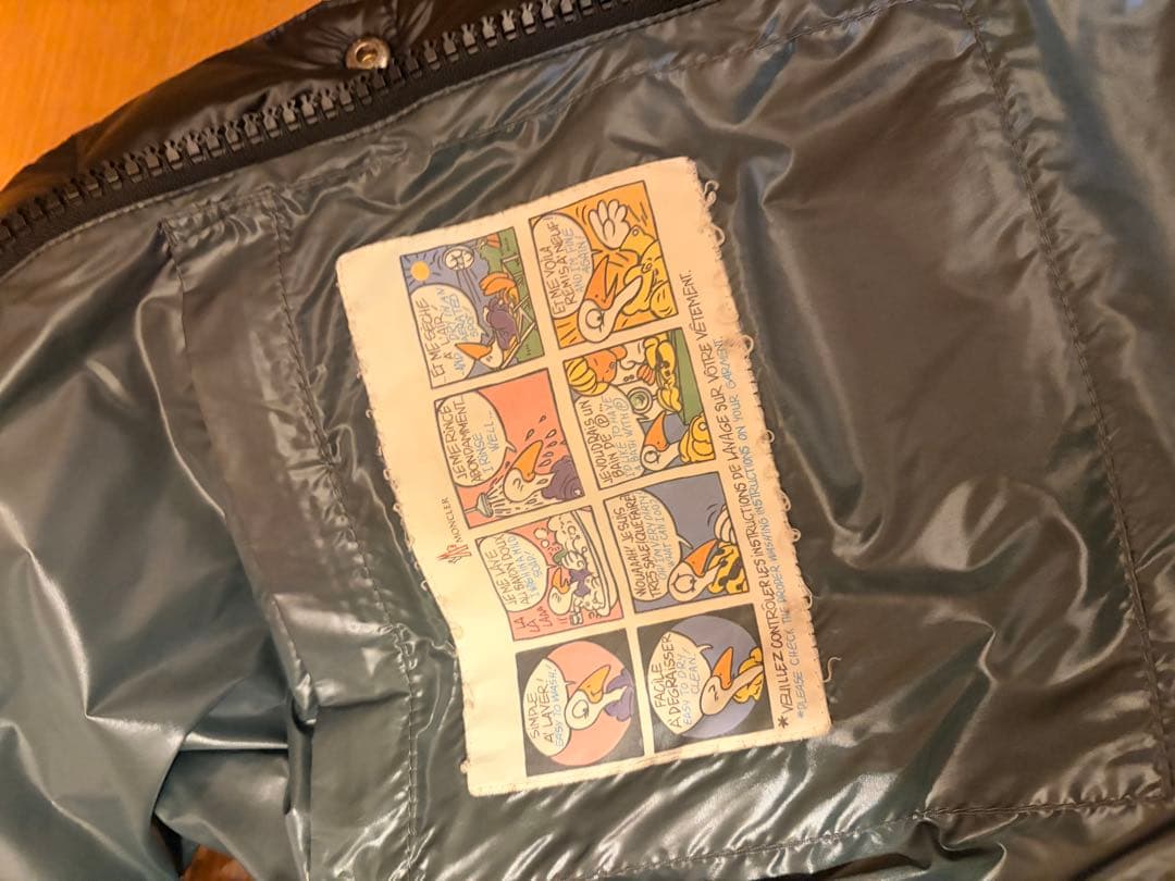 モンクレール　TIB　ティブ　ダウンベスト　ロゴワッペン　1