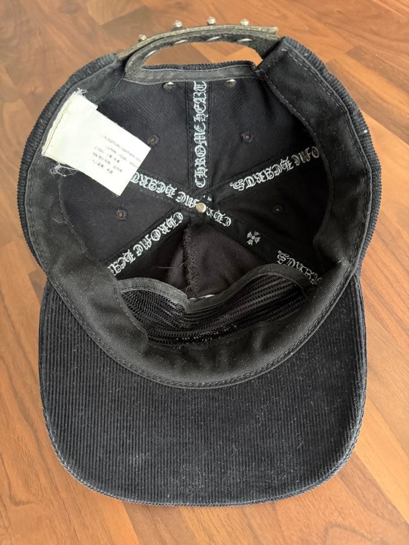 Chrome Hearts TRUCKER CAP ダガー刺繍レザーストラップ