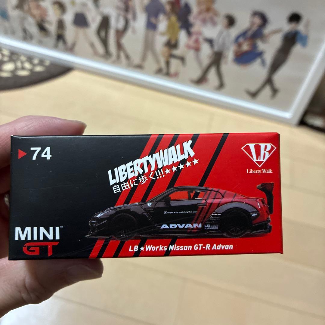 mini gt アドバンLB Works GT-R LBWK