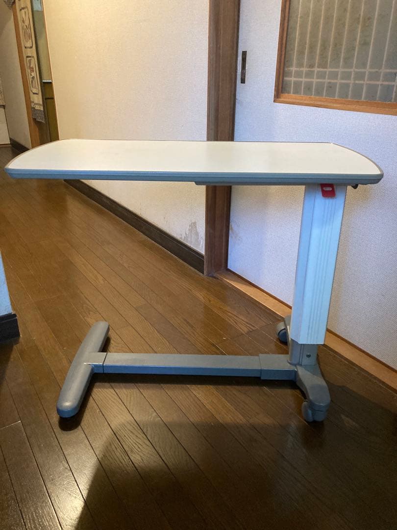 介護ベッド用サイドテーブル　パラマウントベッド　キャスター式　高さ調整可能　介護