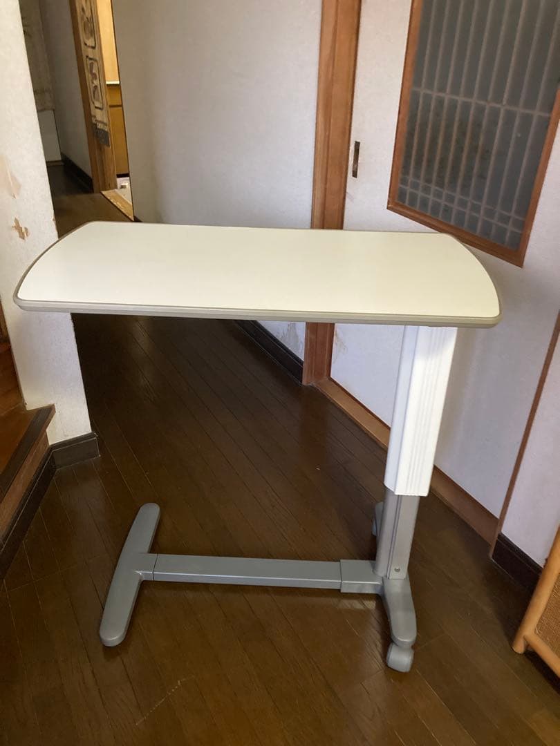 介護ベッド用サイドテーブル　パラマウントベッド　キャスター式　高さ調整可能　介護
