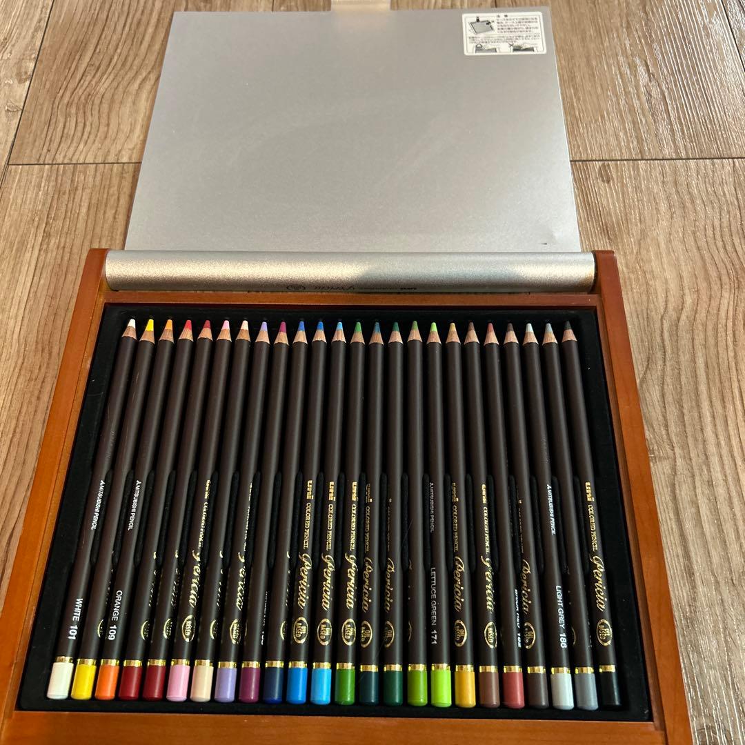 三菱鉛筆　色鉛筆 uni Pericia 24色、新品未使用品　廃盤品　生産終了