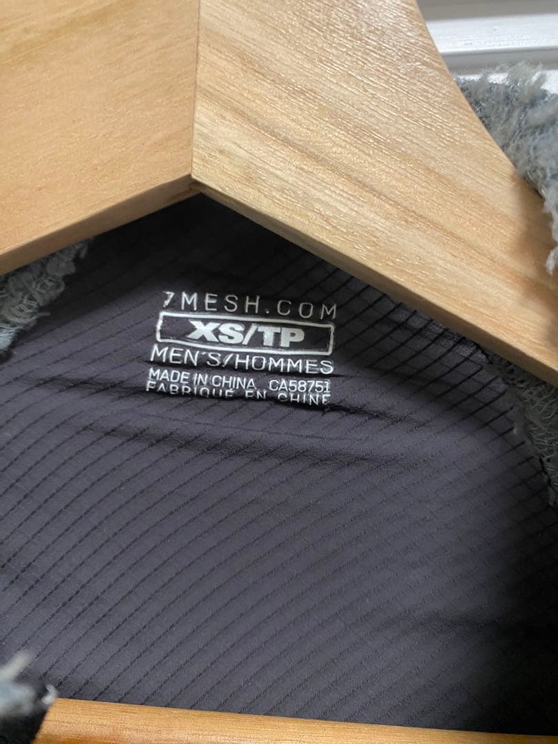 値下げ中！7mesh インシュレーテッドジャケット