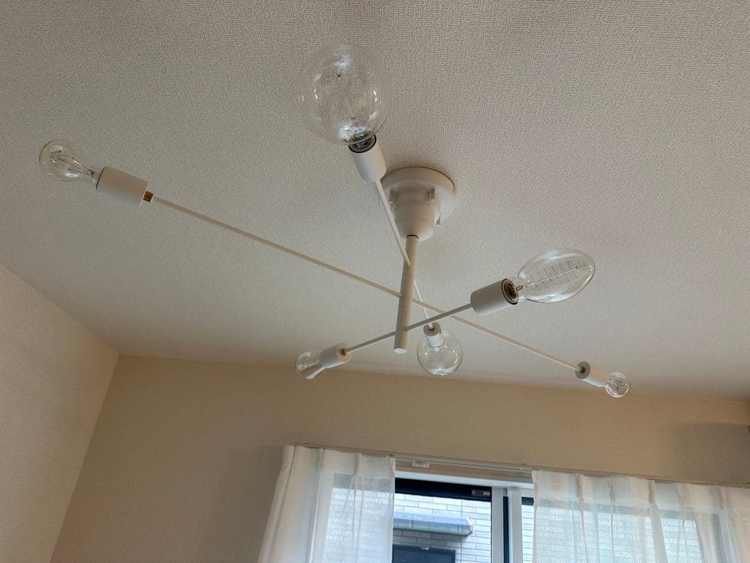 モダンシーリングライト 6灯 ホワイト 東京インテリア