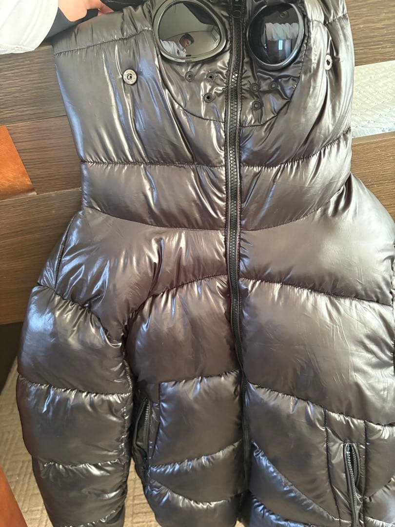 CP COMPANY ブラックダウンジャケット