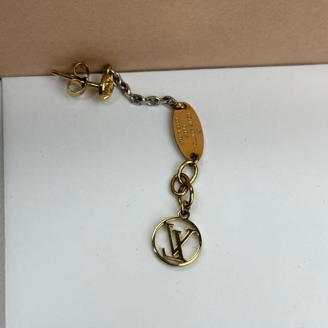 【片耳のみ】ルイヴィトン ロゴマニア ピアス ゴールド M68076