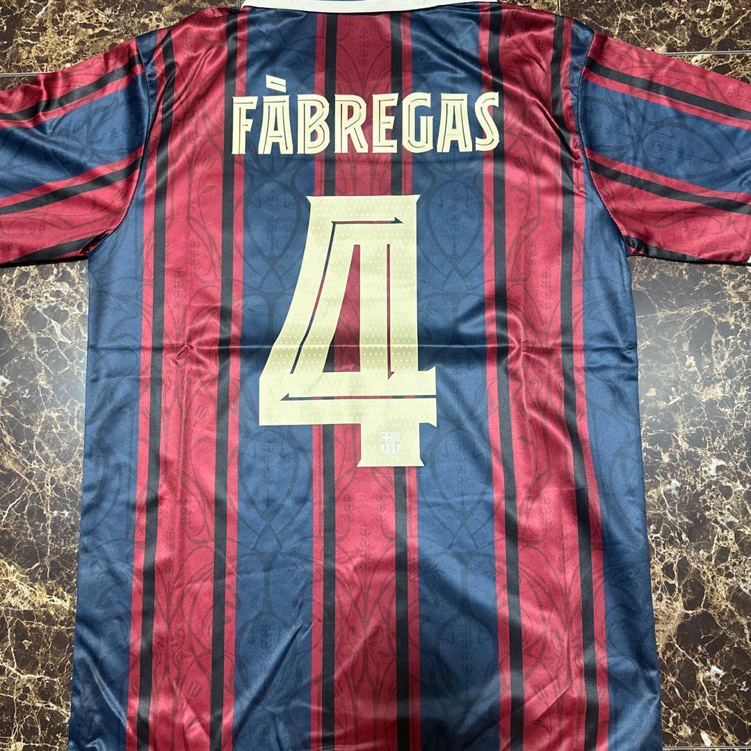 【新品タグ付き】FCバルセロナ125周年記念ユニフォームファブレガス限定正規品