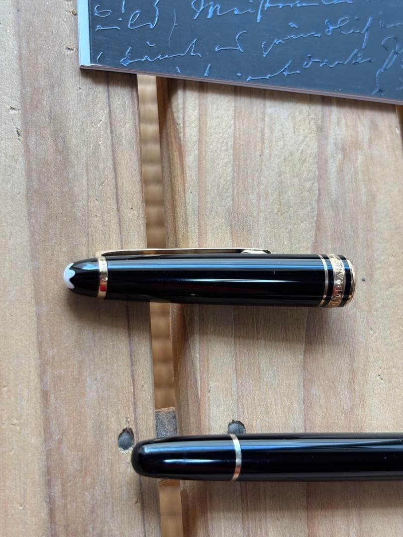 MONT BLANC ボールペン 黒 ガイドブック付き