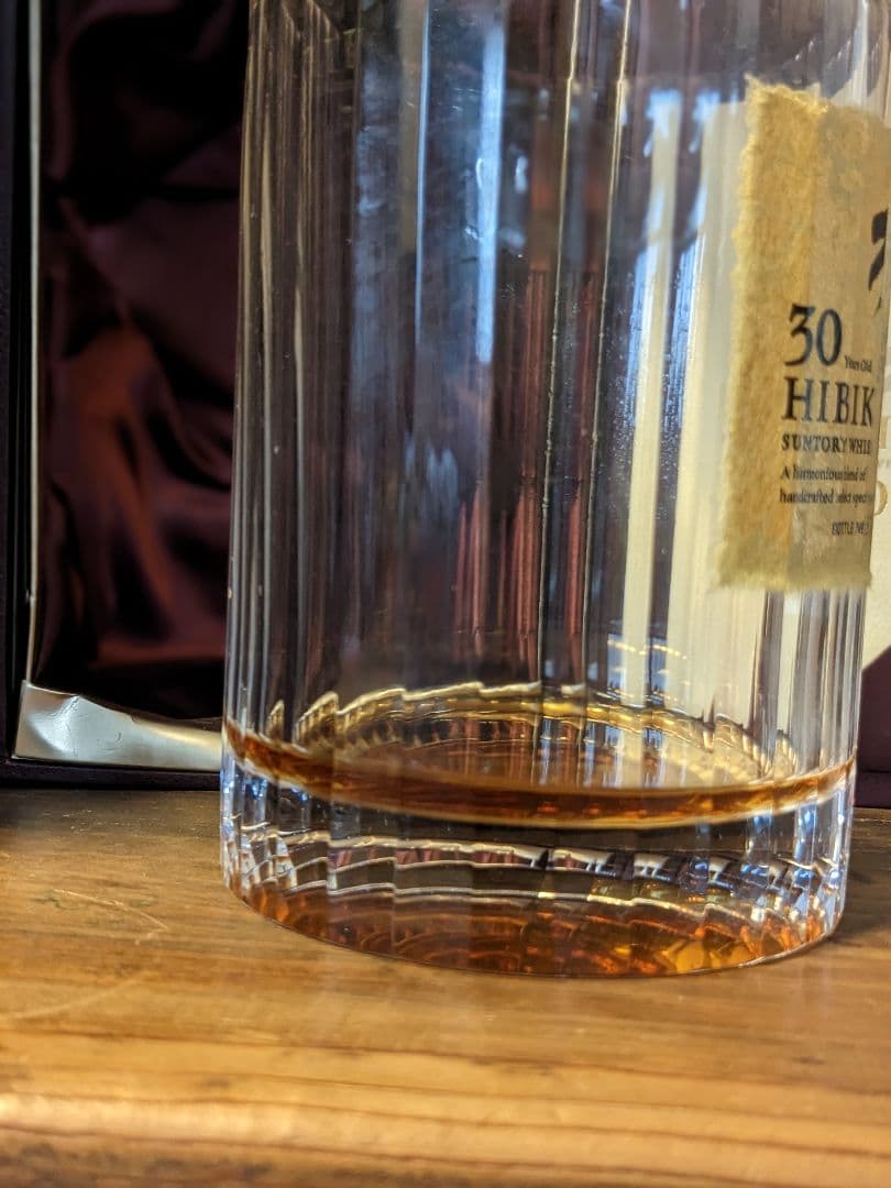 サントリーウイスキー響30年　空瓶