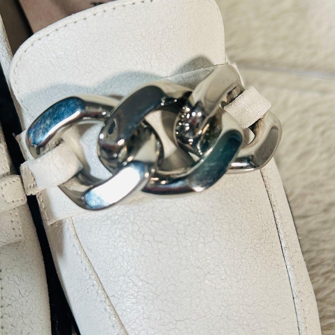 【未使用】銀座かねまつ チェーンローファー ホワイト系 トラックソール 22.5