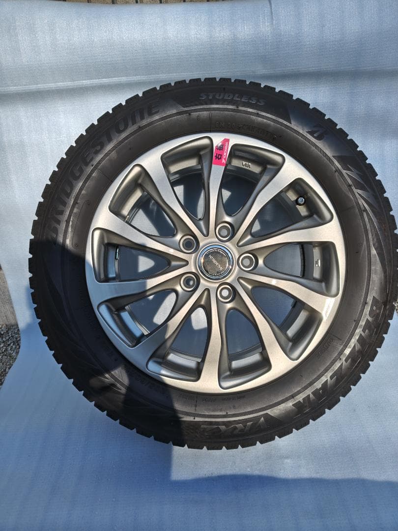 16インチ ブリヂストン スタッドレスタイヤ ホイールセット