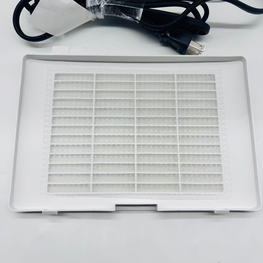 【送料無料】シャープ 加湿セラミックファンヒーター HX-RK12-W①