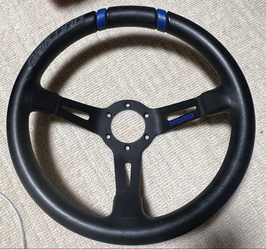 momo ステアリング ドリフティング33π