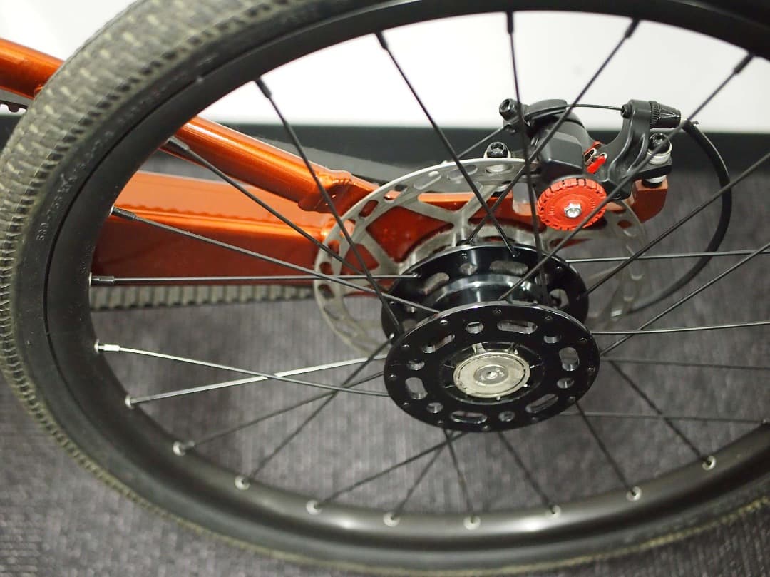 美品　デザイナー折りたたみ自転車 ブリックレッド3